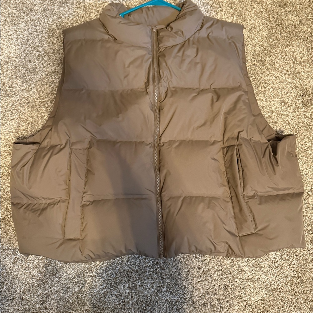 Nuuds puffer vest